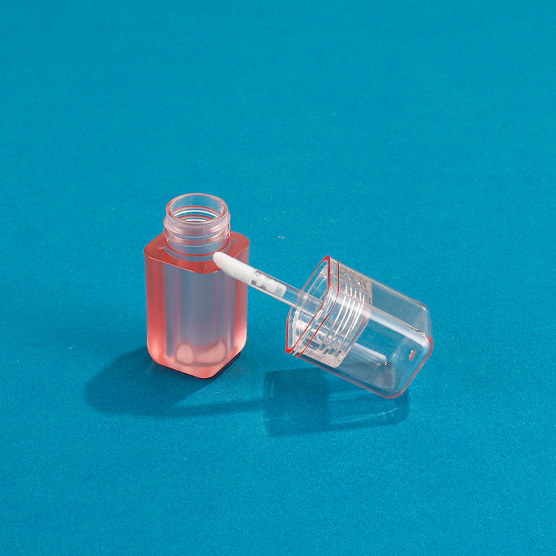 5ml Square Semi-transparent Lip Gloss Tube Packaging - Image 4