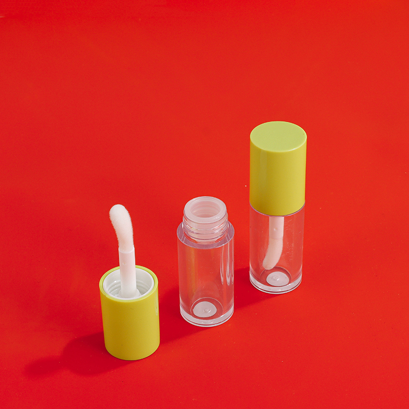 5ml Cylindrical Lip Gloss Tube With Large Brush Head