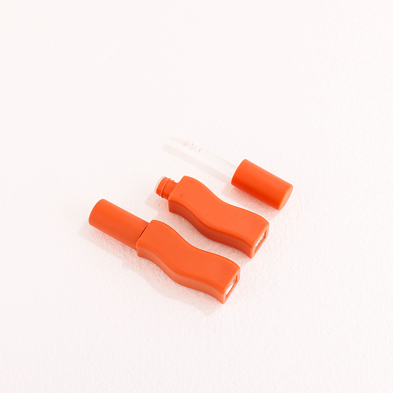 5ml Irregular Wavy Lip Gloss Tube Packaging - Image 2