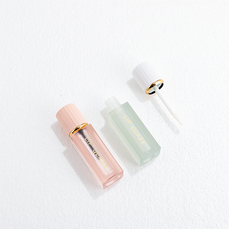 3.8ml Premium Thick-walled Square Bottle With Round Cap Lip Gloss Tube - Image 3
