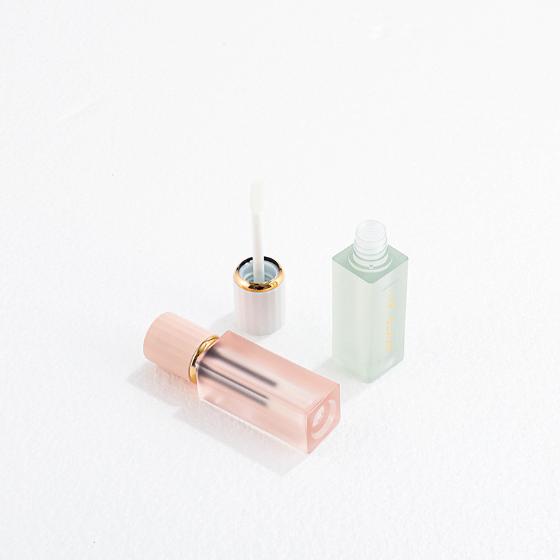 3.8ml Premium Thick-walled Square Bottle With Round Cap Lip Gloss Tube - Image 2