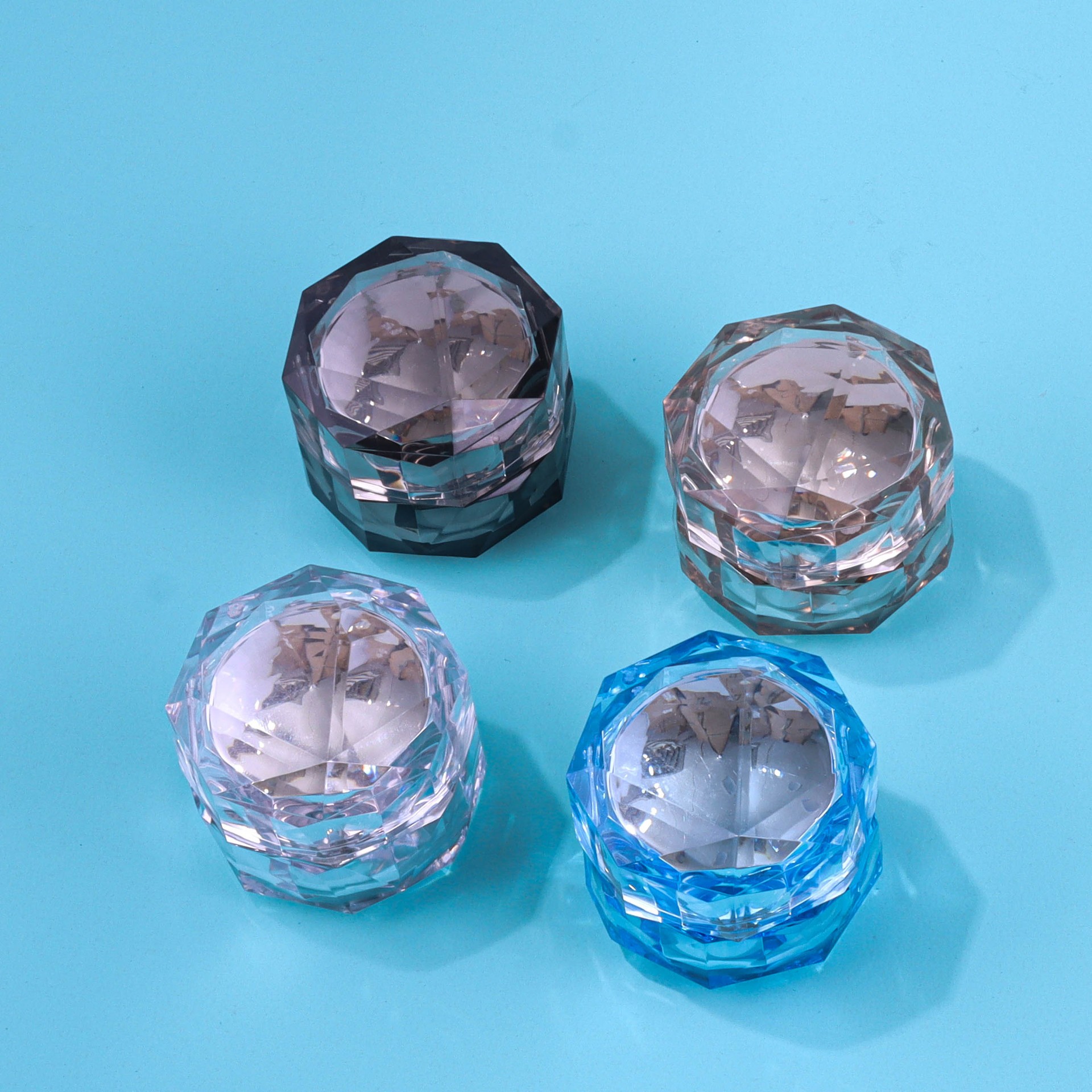 5g Polygonal Irregular Acrylic Crystal Cream Jar - Image 3