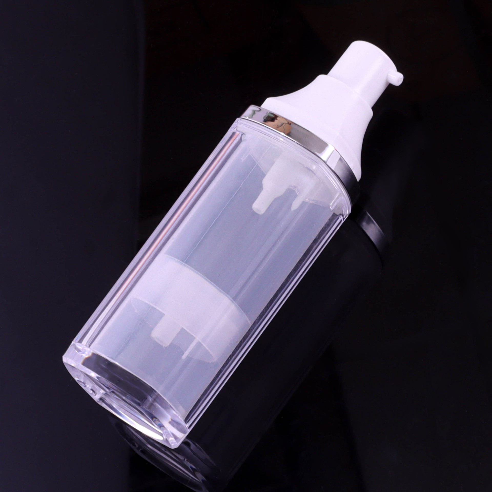 30ml Vacuum Transparent Emulsion Bottle - Image 4