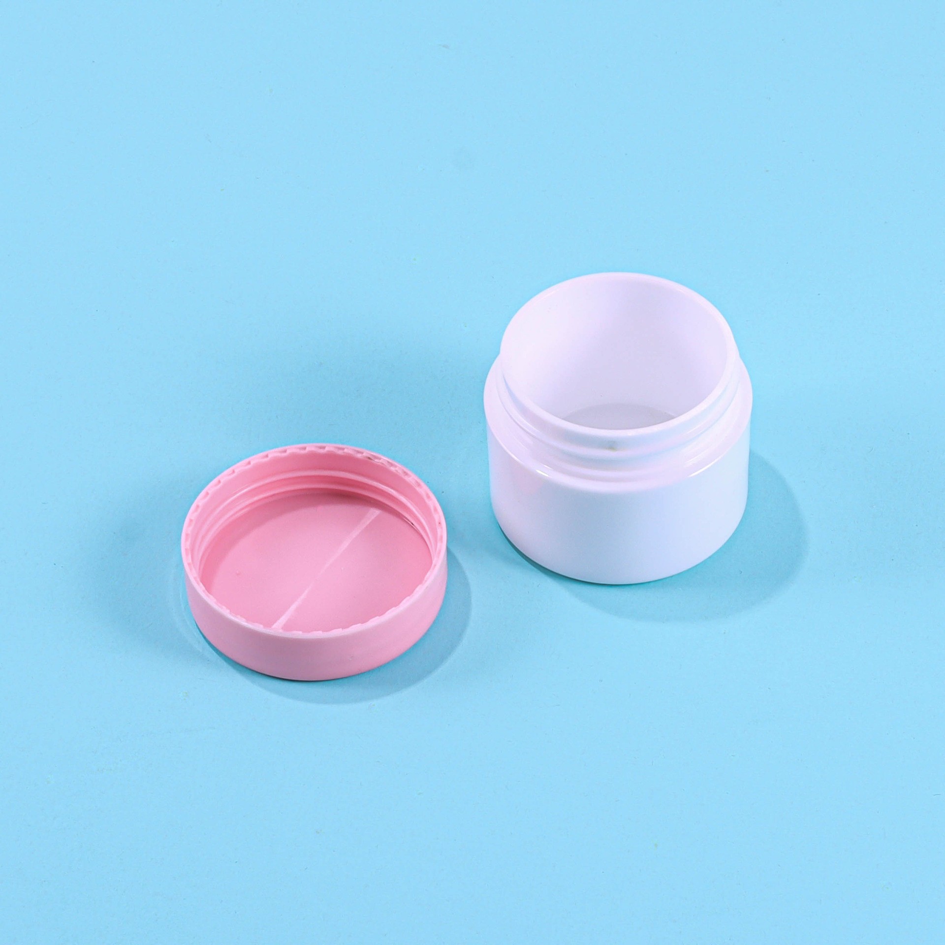 20g Round PETG Plastic Sample Cream Bottle - Image 4
