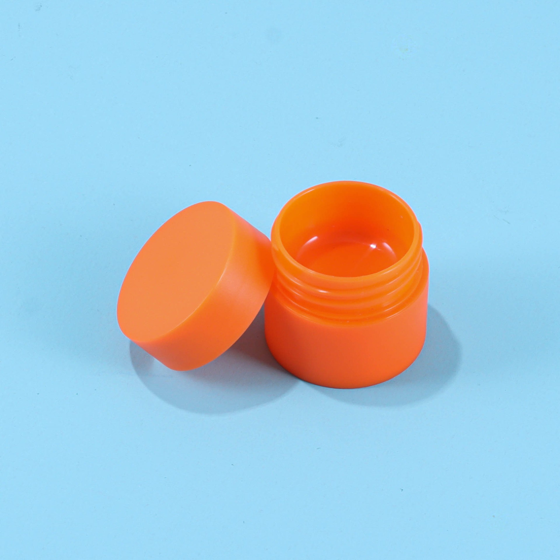 PP Frosted Plastic Sample Cream Bottle - Image 4