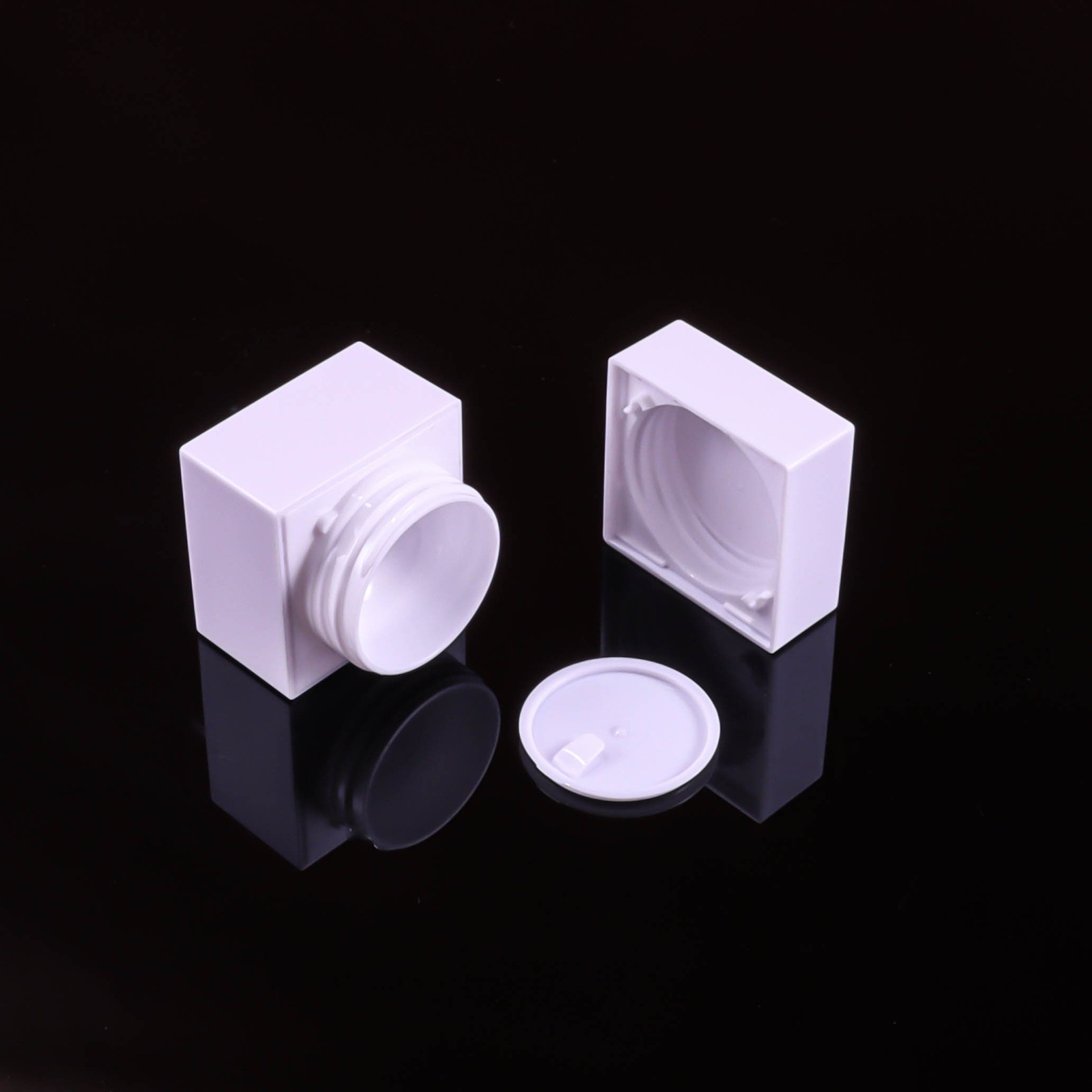 5g Square Cream Bottle - Image 4