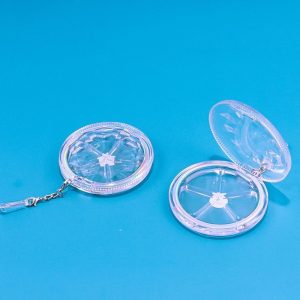 Round Diamond-shaped Five-color Eyeshadow Palette With Chain Packaging