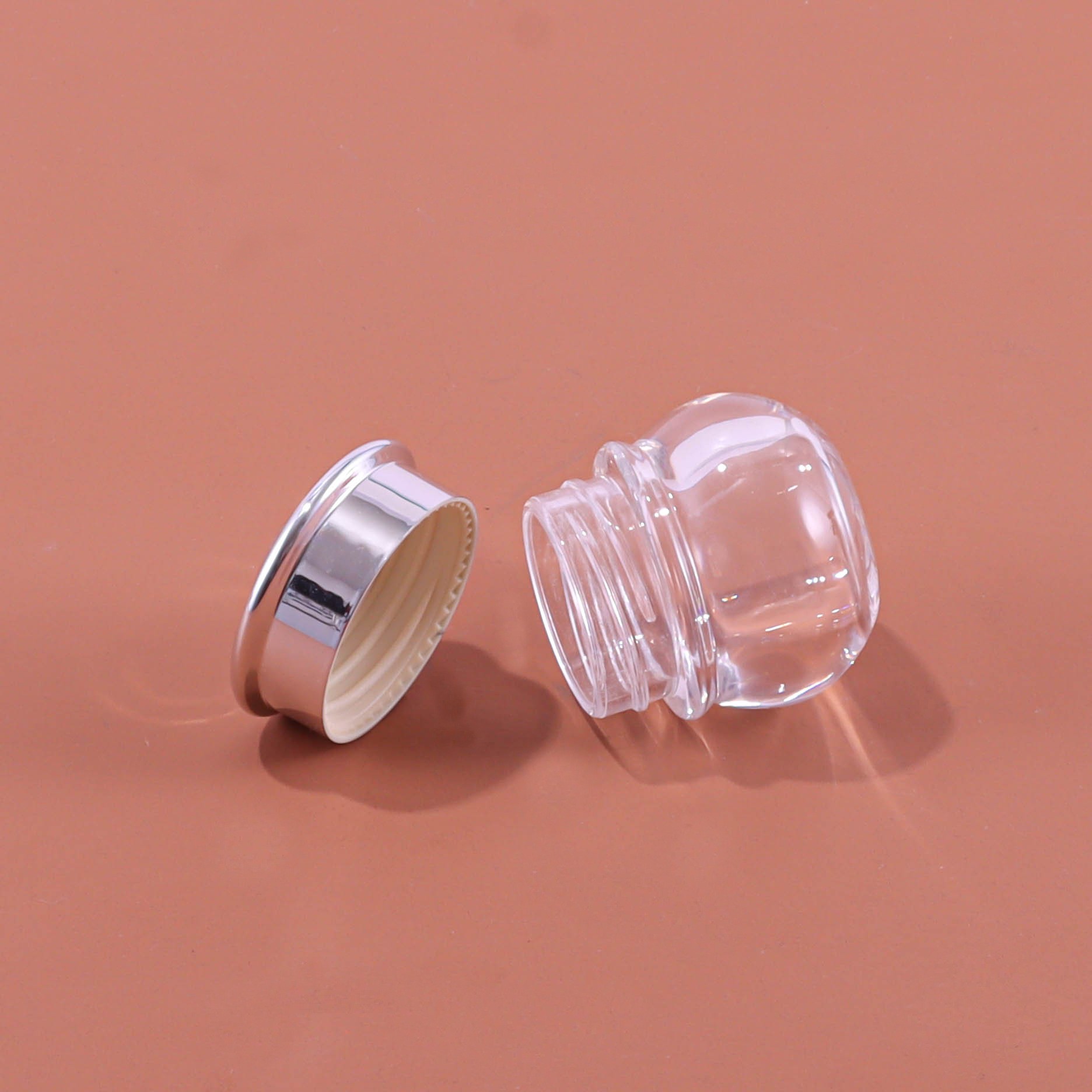 7g Sample-sized Cream Bottle - Image 4