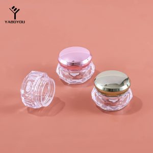 7g Triangular, Spuare, Or Irregularly Shaped Cream Jar
