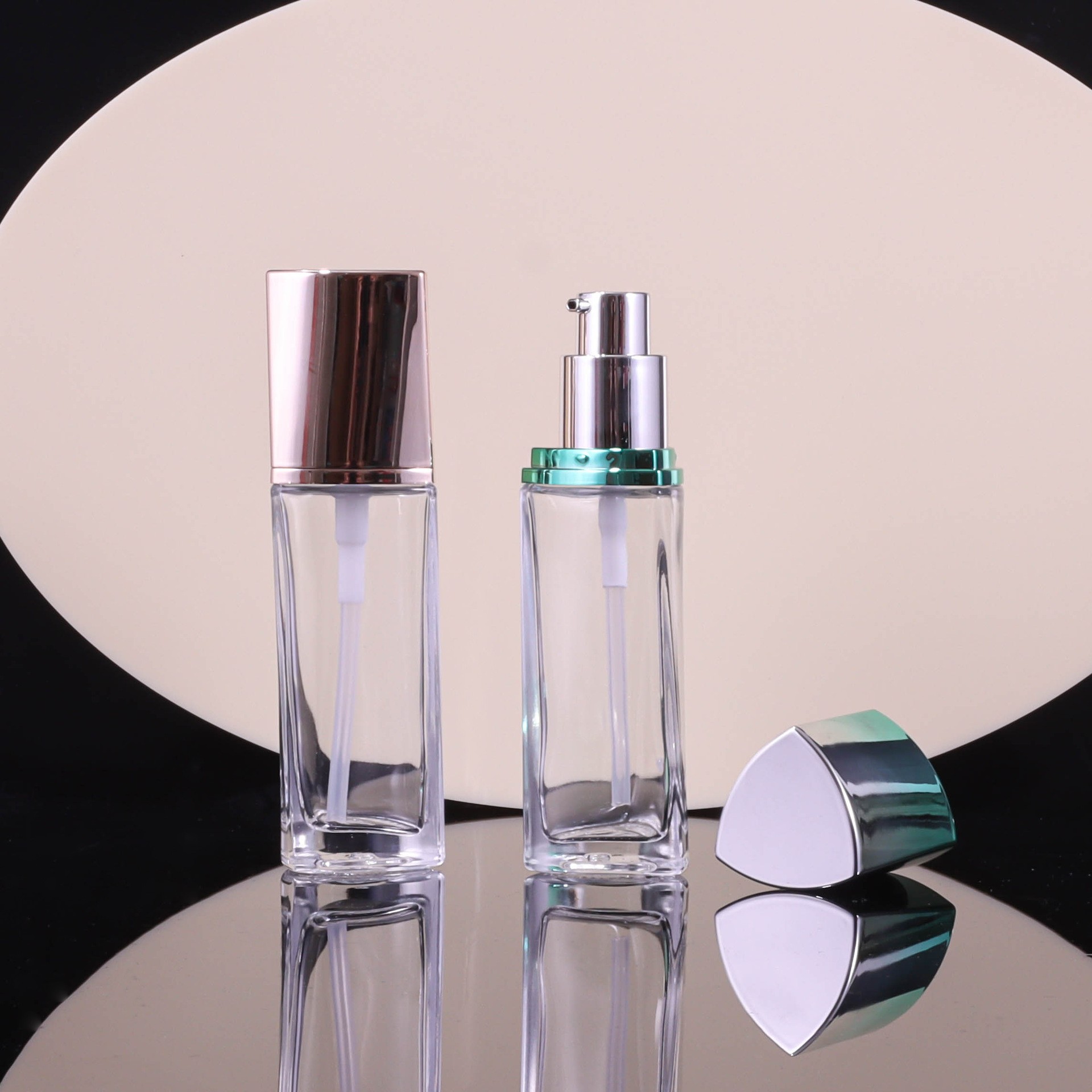 30ml, 100ml, 120ml Triangular Transparent Glass Foundation Bottles