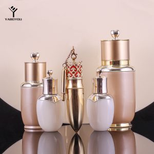 Factory Direct Sales Of Cosmetic Sets And Bottles