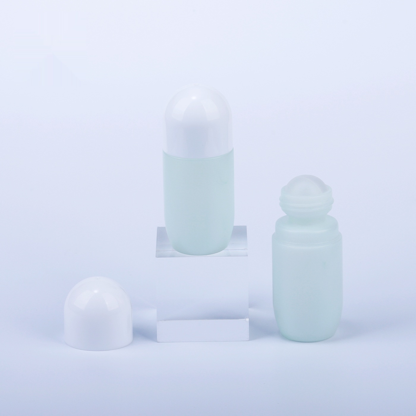 30ml Plastic Empty Round Colorful Roll Bottle - Image 2