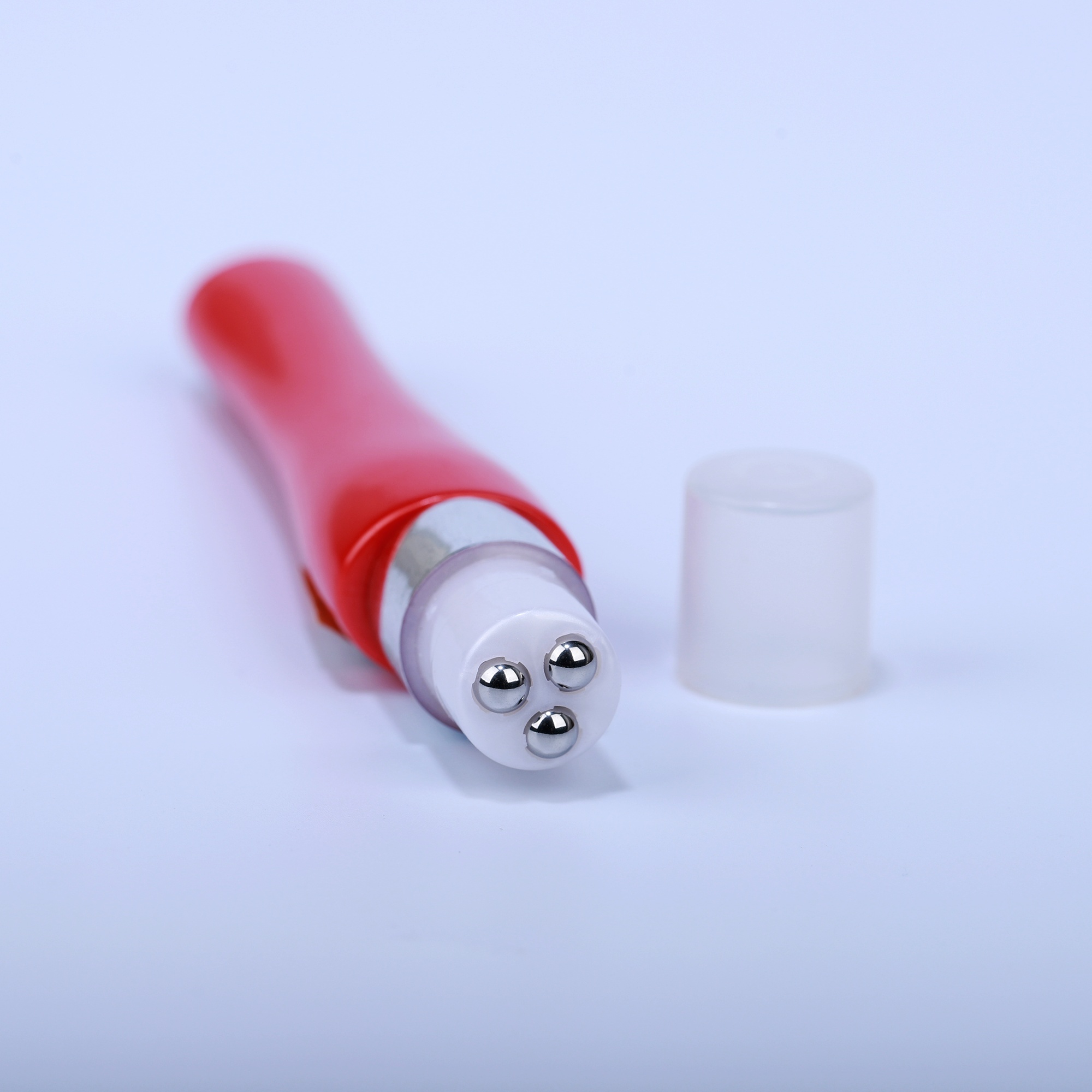 10ml Empty PETG Plastic Roll Bottles - Image 3