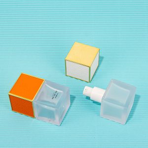 30g Plastic Square Skin-like Foundation Bottle