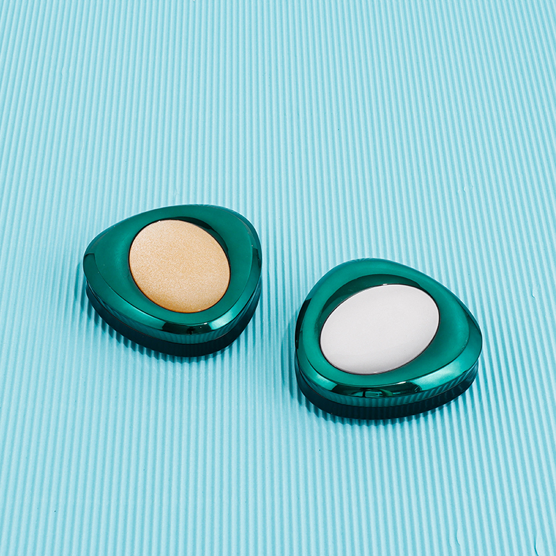 Flip-top Uniquely Shaped Cushion Case