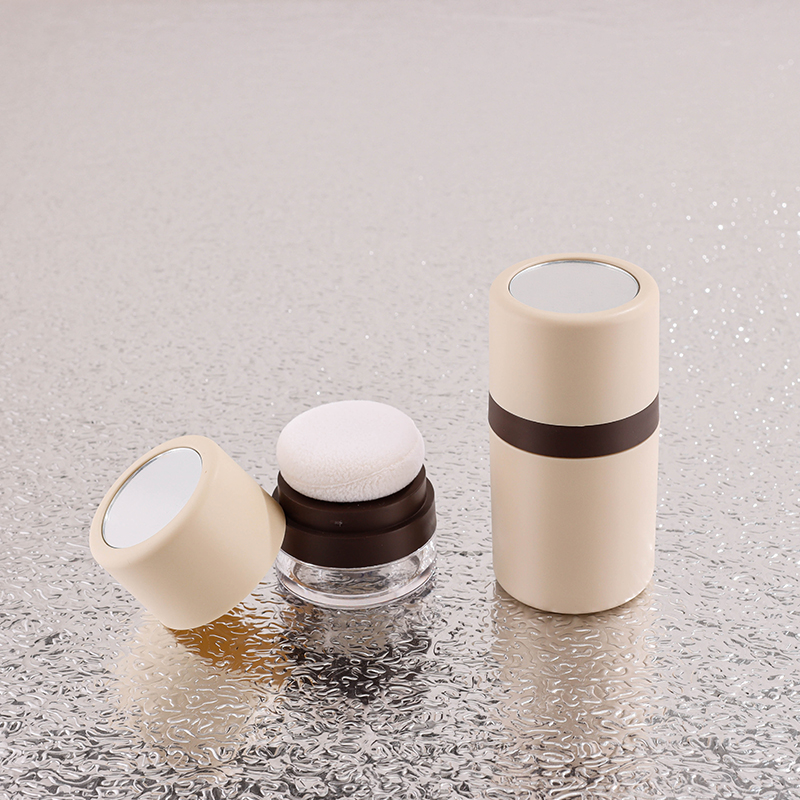 15g Fluffy Powder Bottle with Powder Puff - Image 2