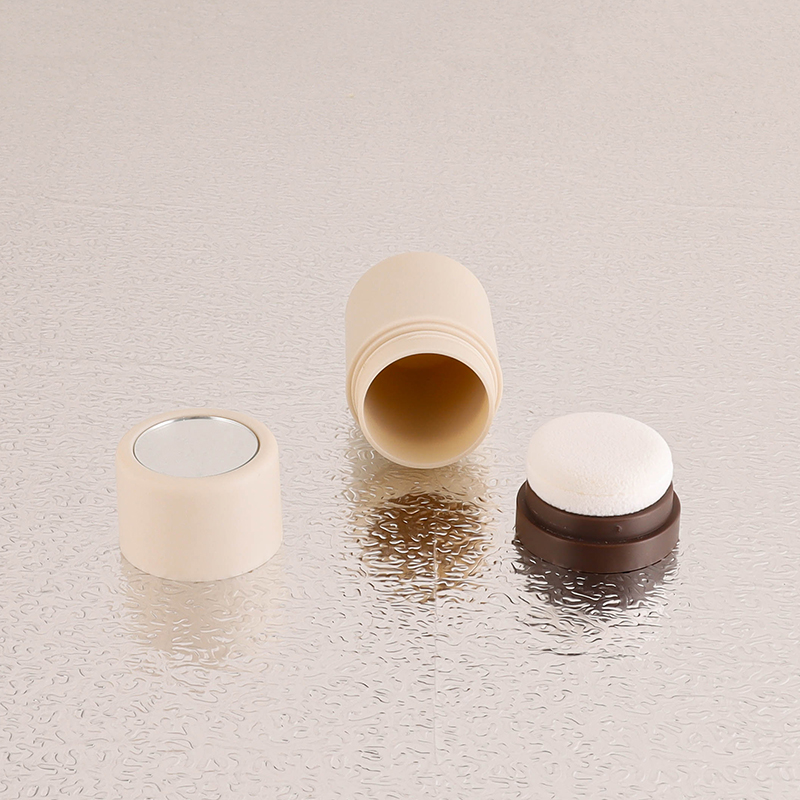 15g Fluffy Powder Bottle with Powder Puff - Image 3