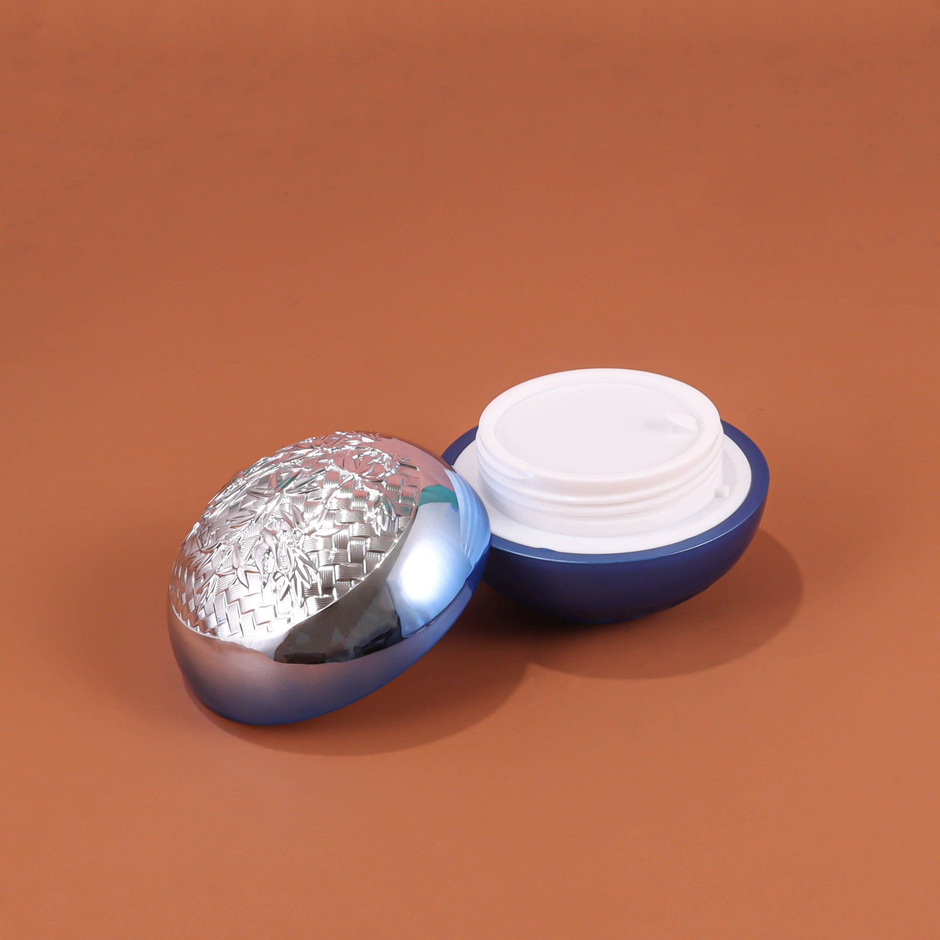 30g Luxury Cream Dispenser Bottle - Image 3