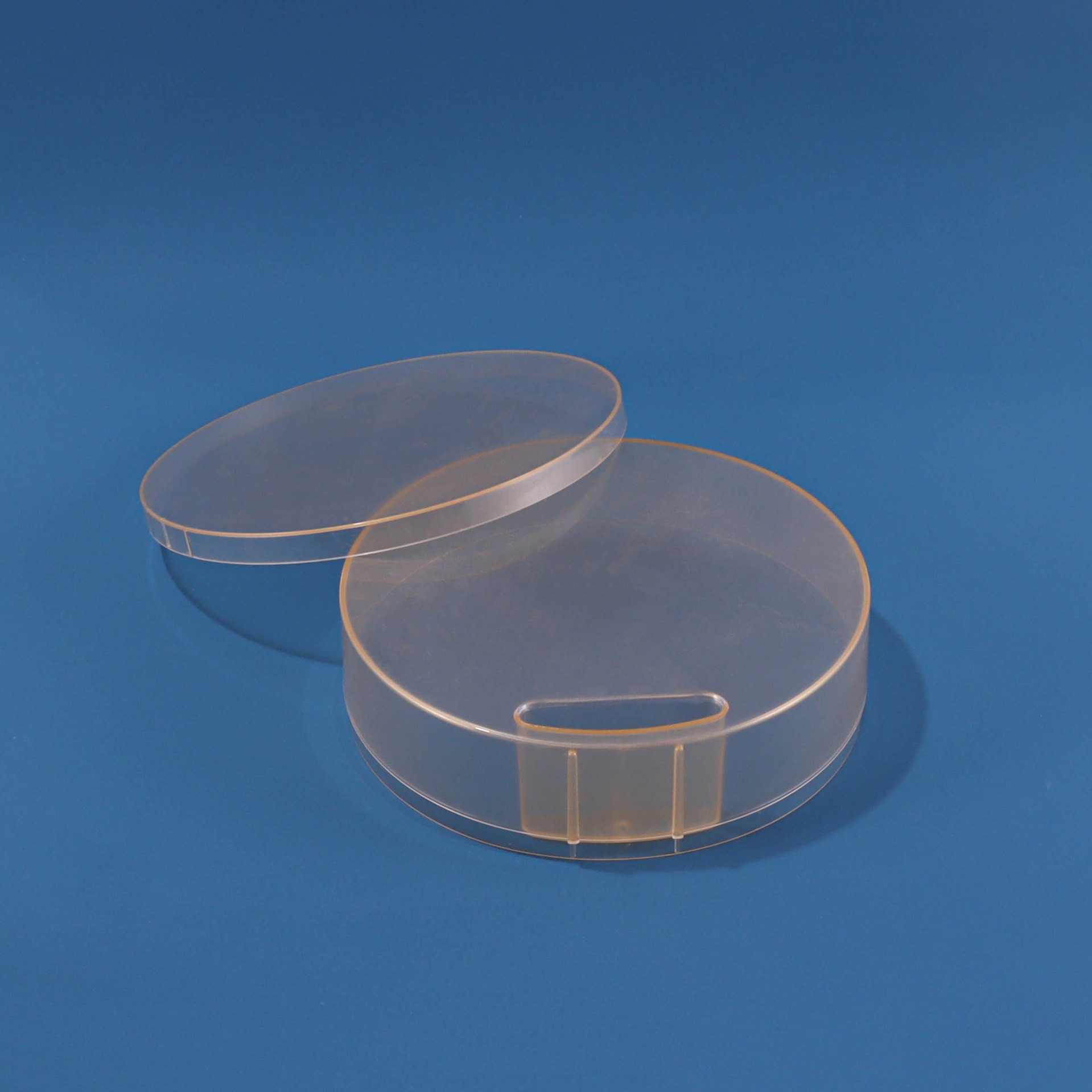 Factory Direct Sales Of Large-capacity 7-piece Mask Box - Image 3