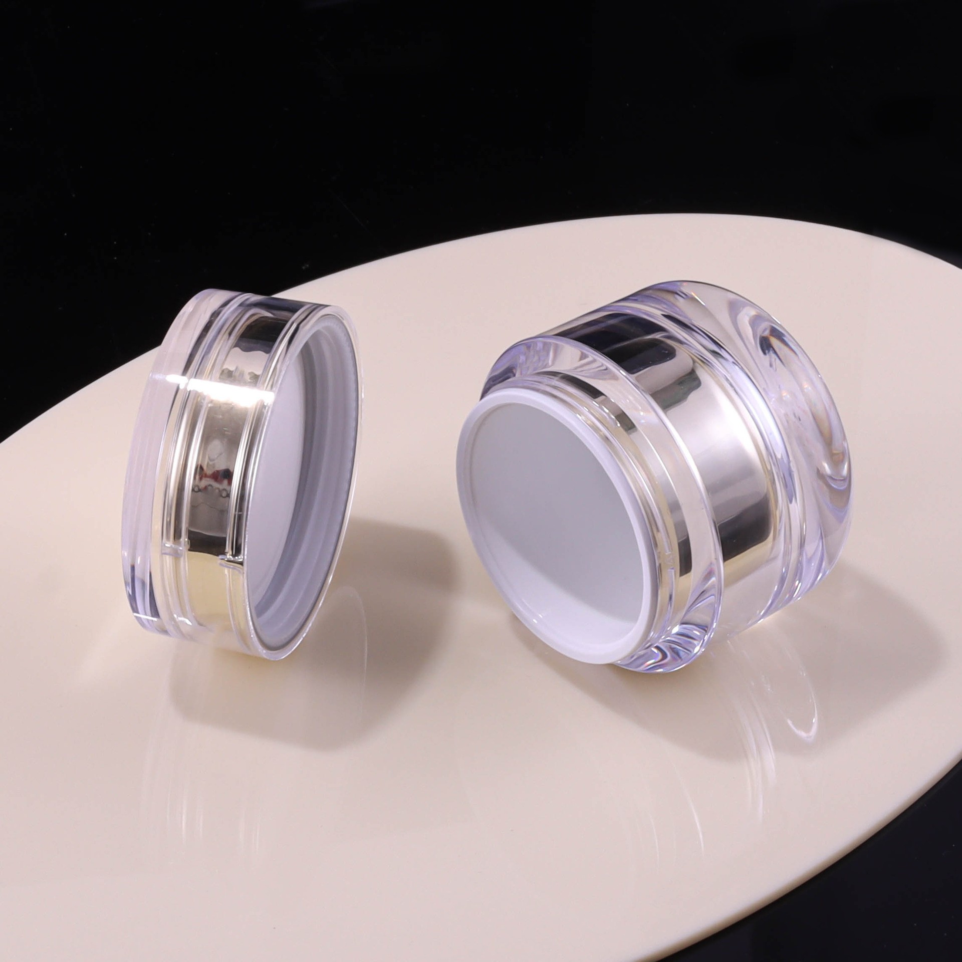 50g Acrylic Cream Jar With Gold Inner Plating - Image 2