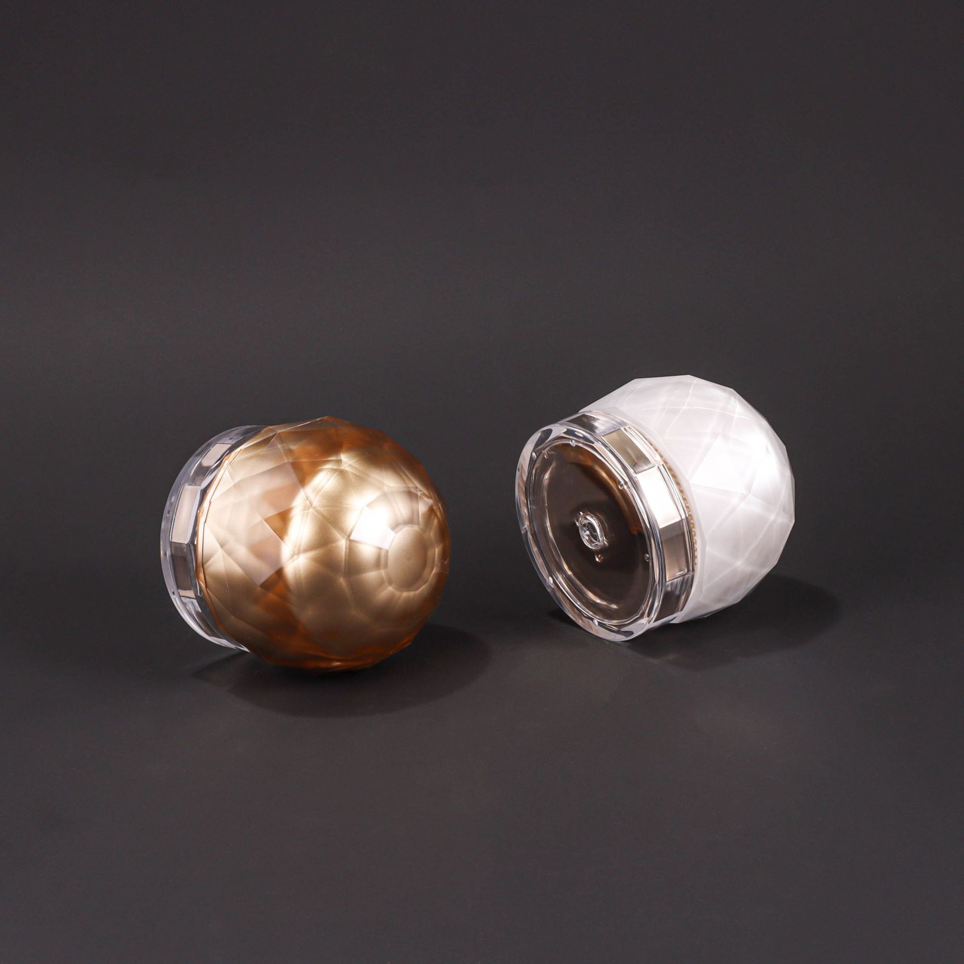 15g PS Crystal Diamond-Shaped Cream Bottle - Image 2