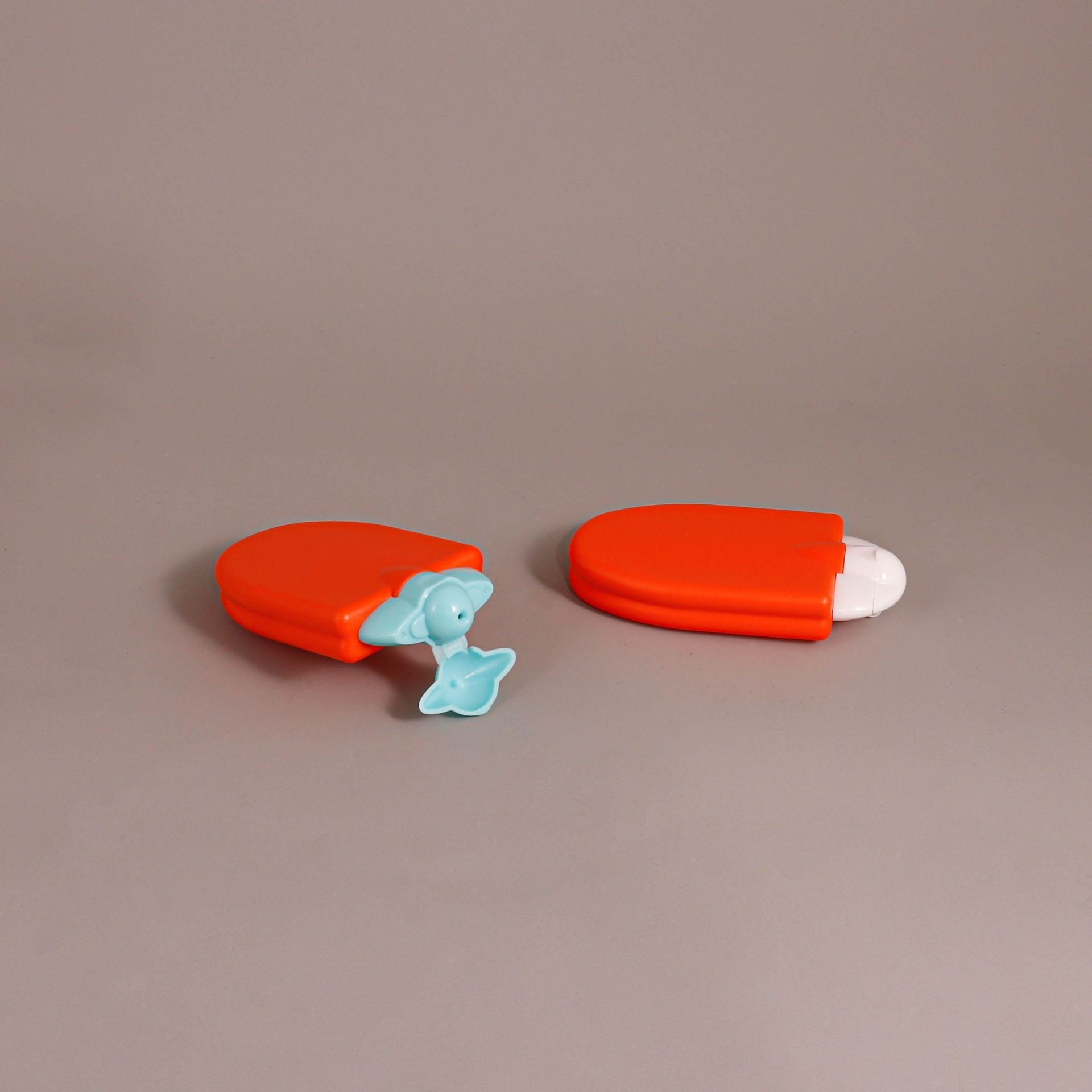 35ml PE Flip-top Hand Cream Bottle - Image 4