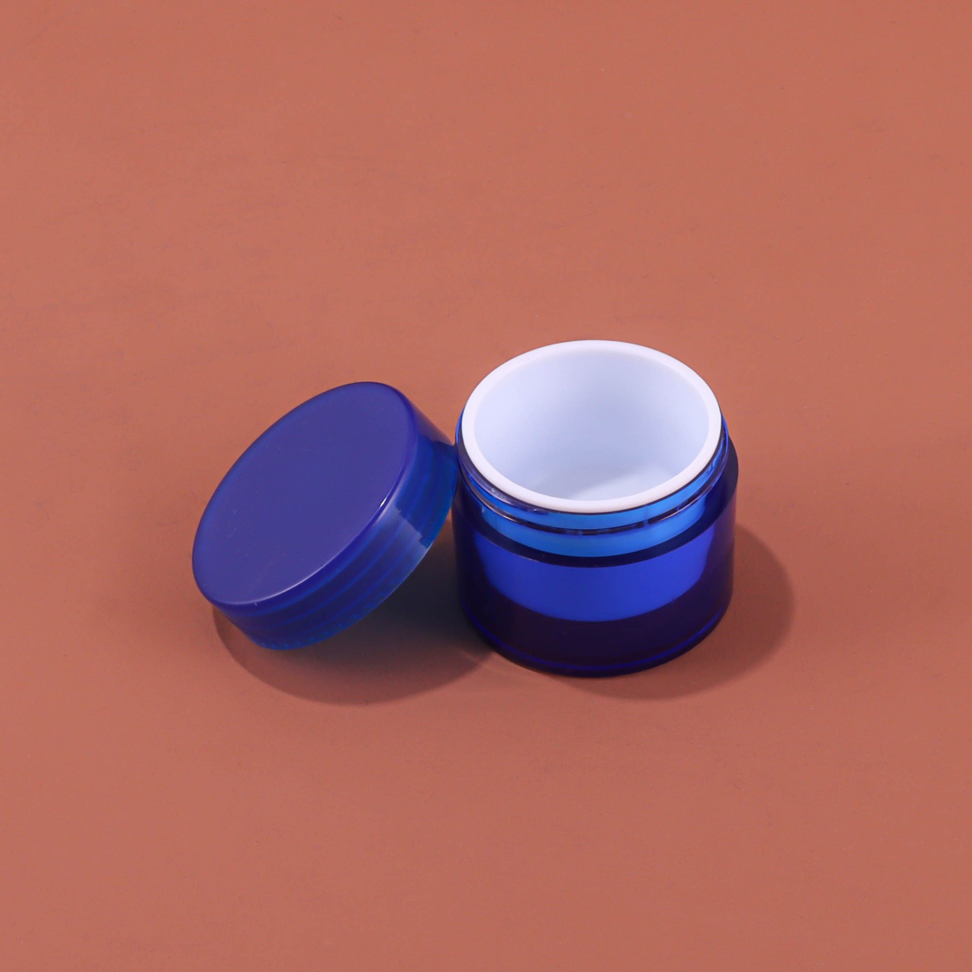 15g PET Plastic Cream Bottle - Image 3