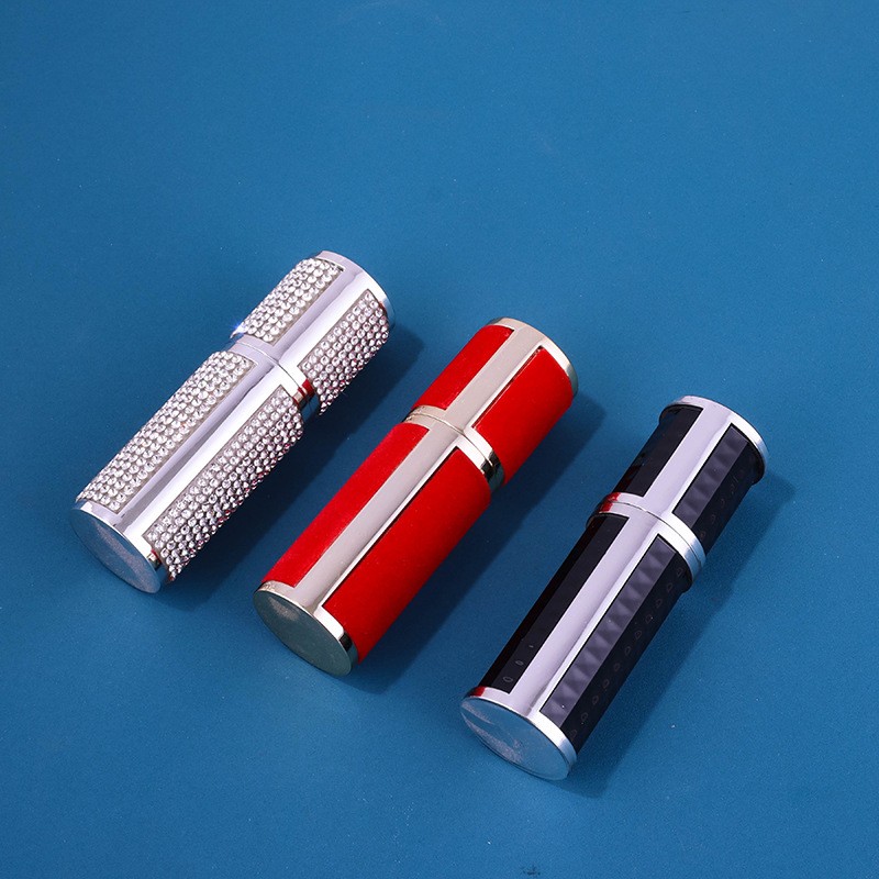 Red Velvet Lambskin Trim Round Lipstick Tube - Image 2