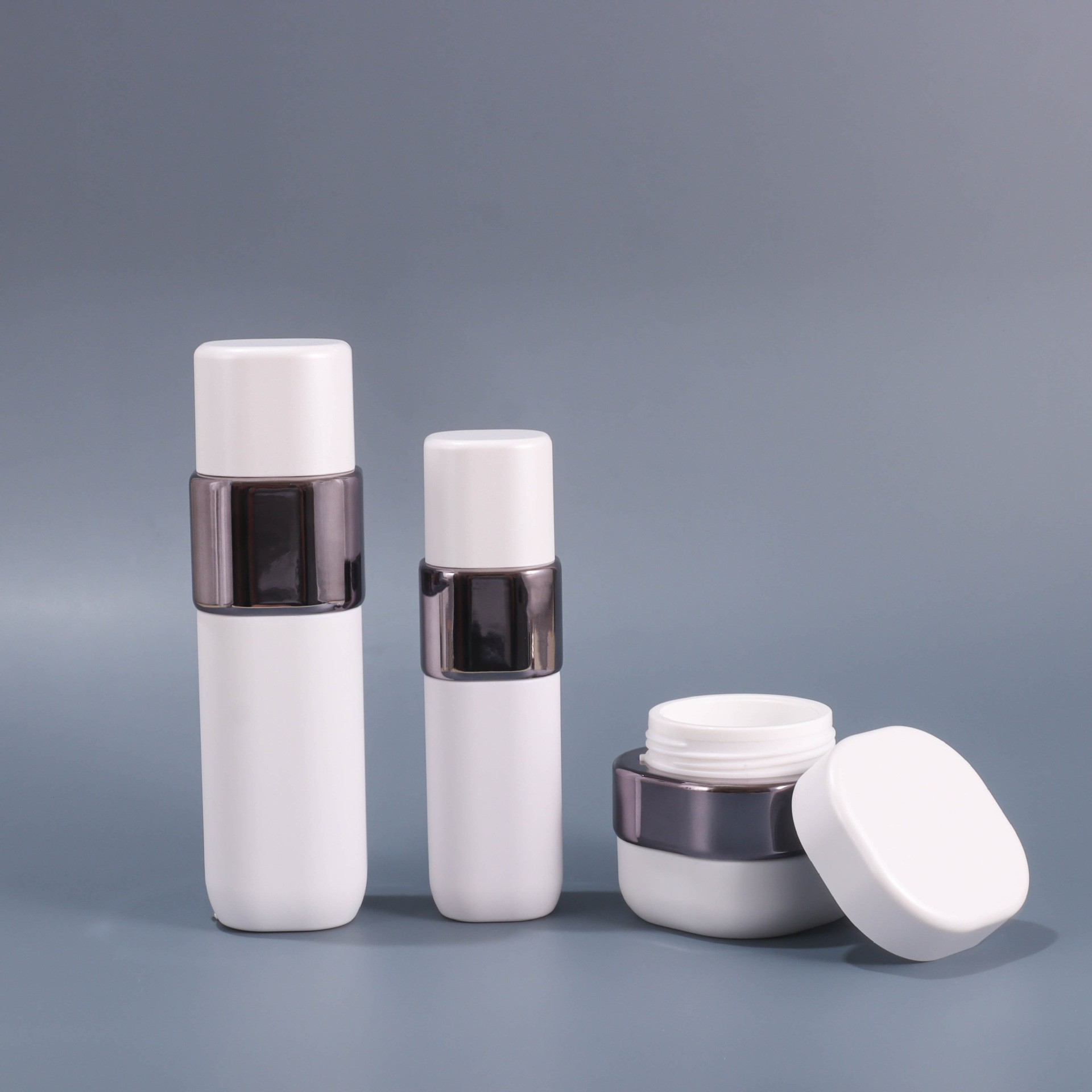 Factory Direct Sales Of 50g, 60ml, 120ml, and 150ml Lotion/Cream Sets. - Image 4