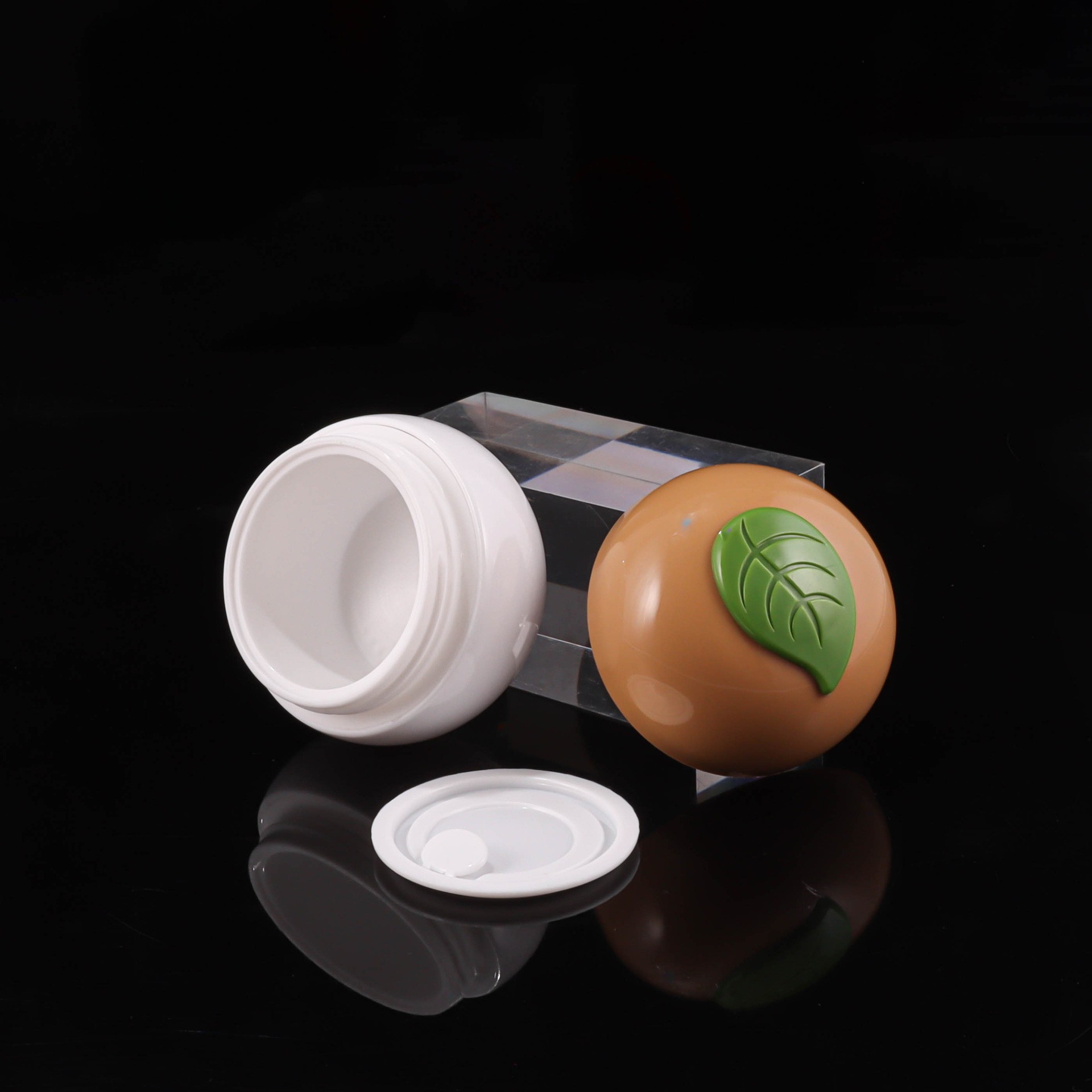 50g Leaf Leaf Cream Bottle - Image 4