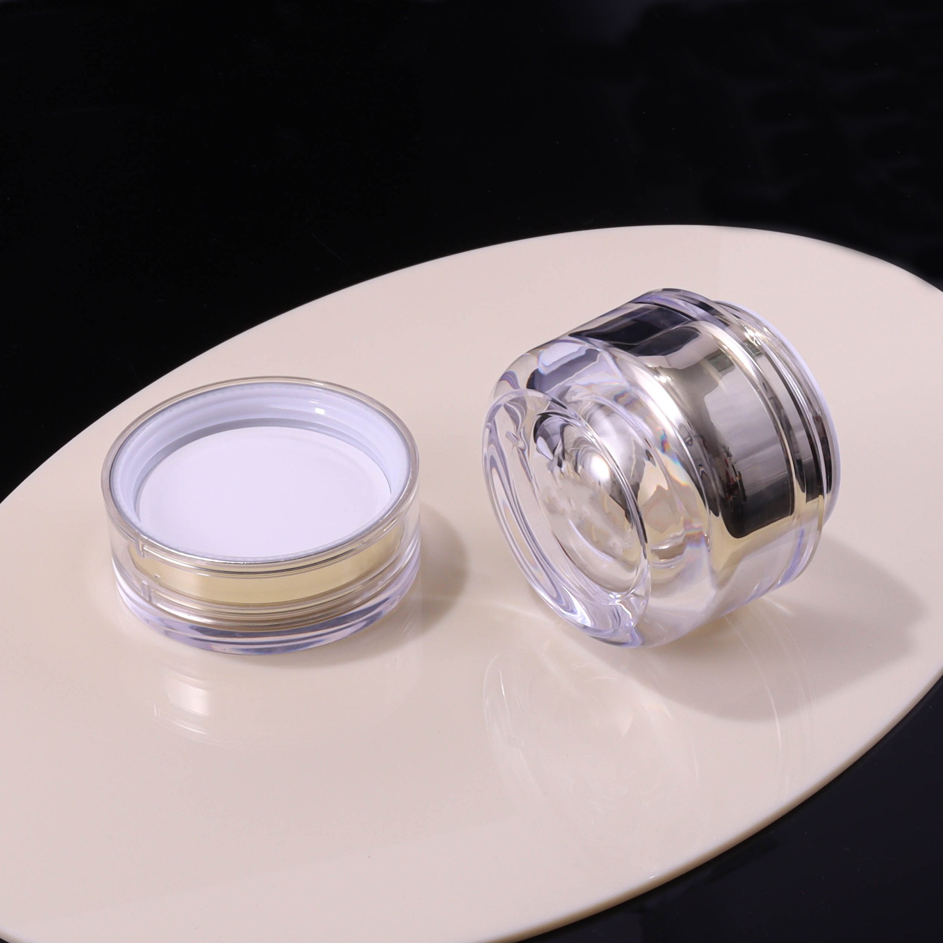 50g Acrylic Cream Jar With Gold Inner Plating - Image 3