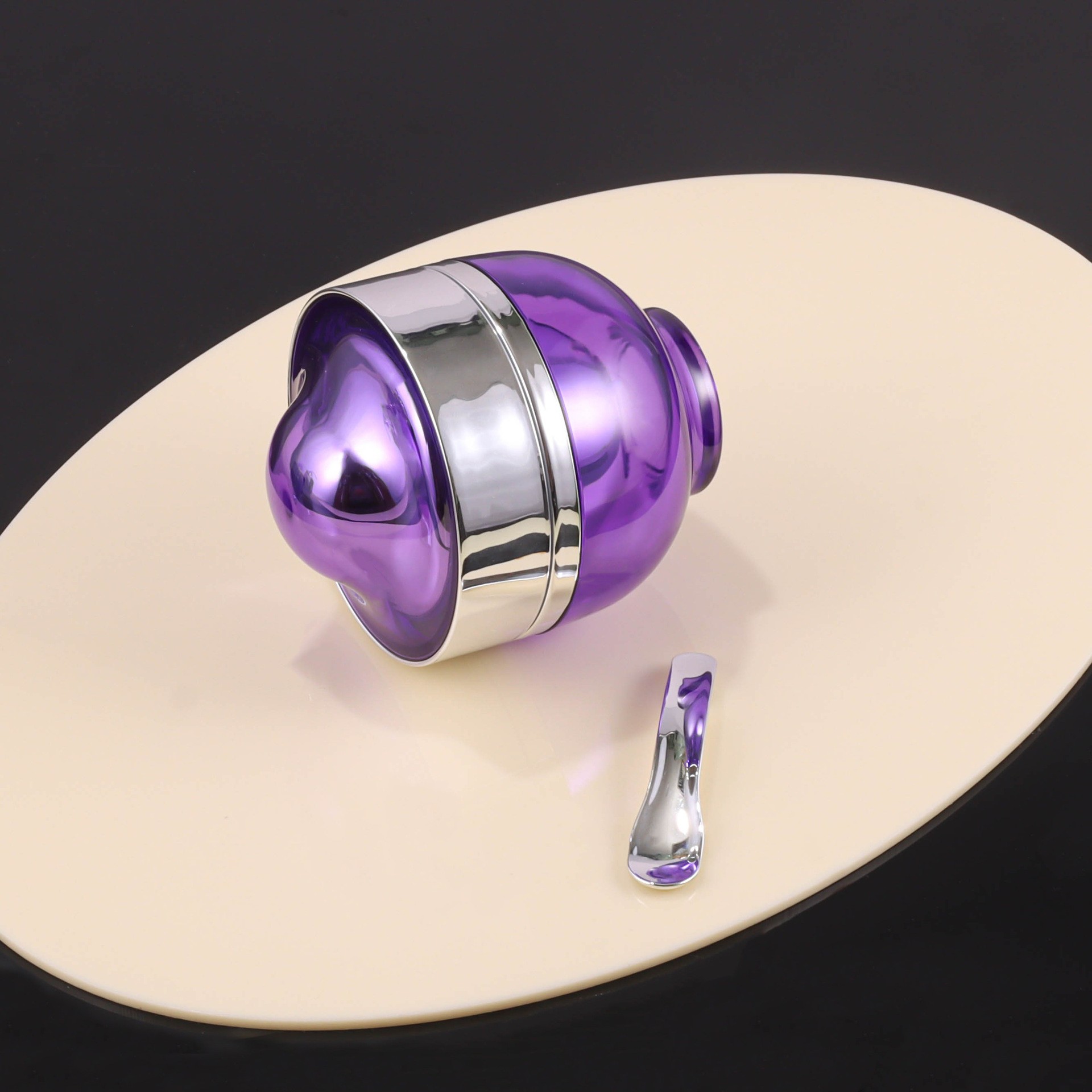 50g Acrylic Cream Jar with Spoon - Image 4