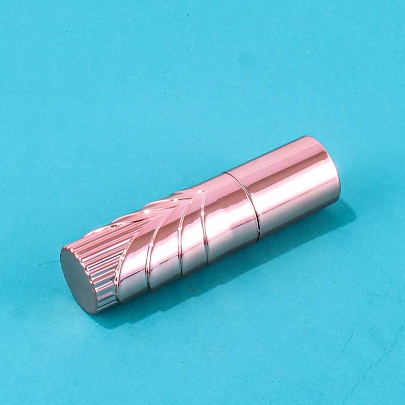 3.5g Royal-style Round Rose Gold Lipstick Tube - Image 4