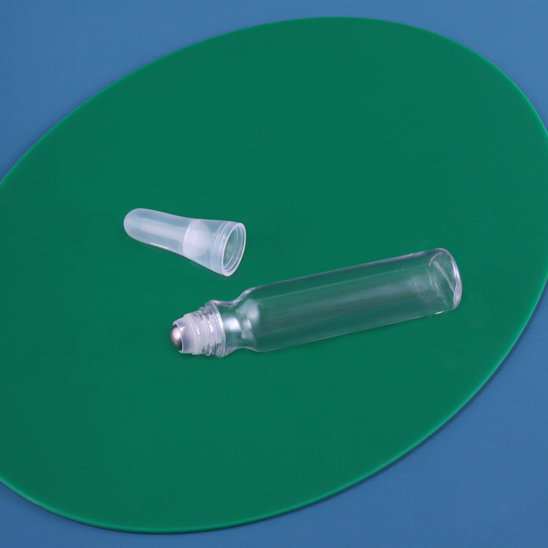 24ml Eye Massage Roll-on Bottle - Image 2