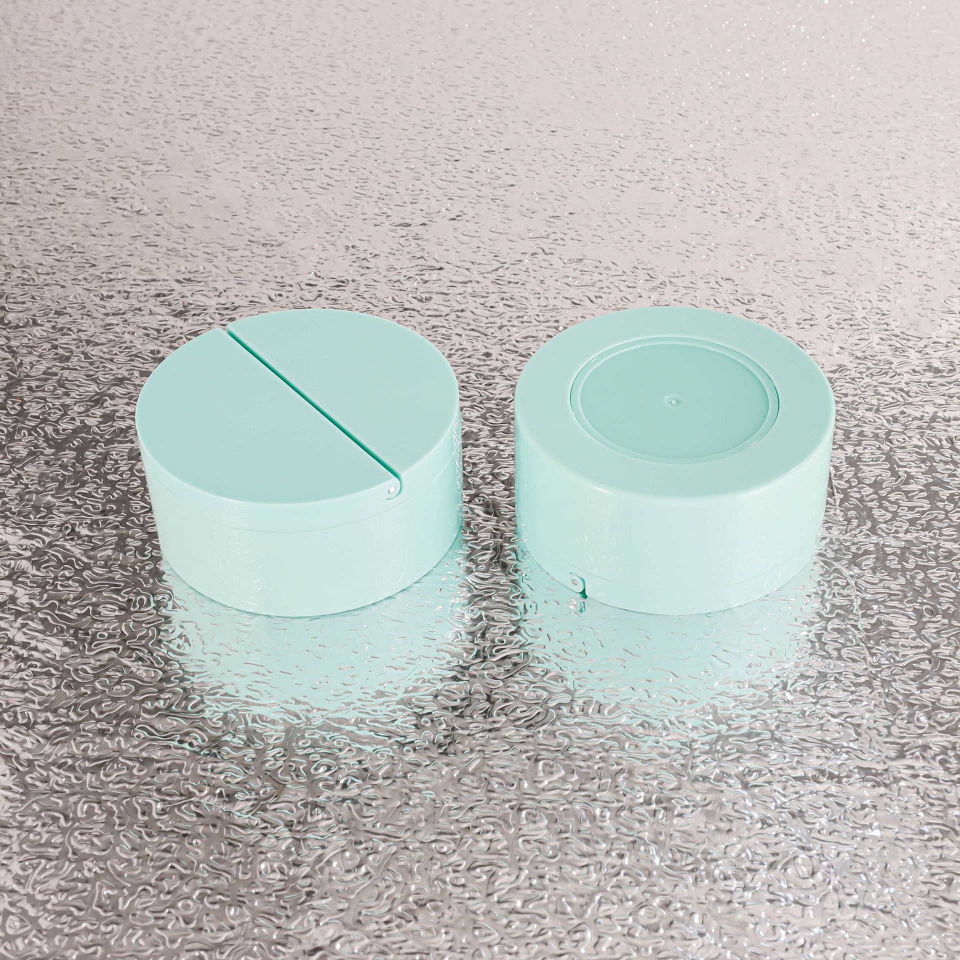 50g refill bottle of face cream - Image 2