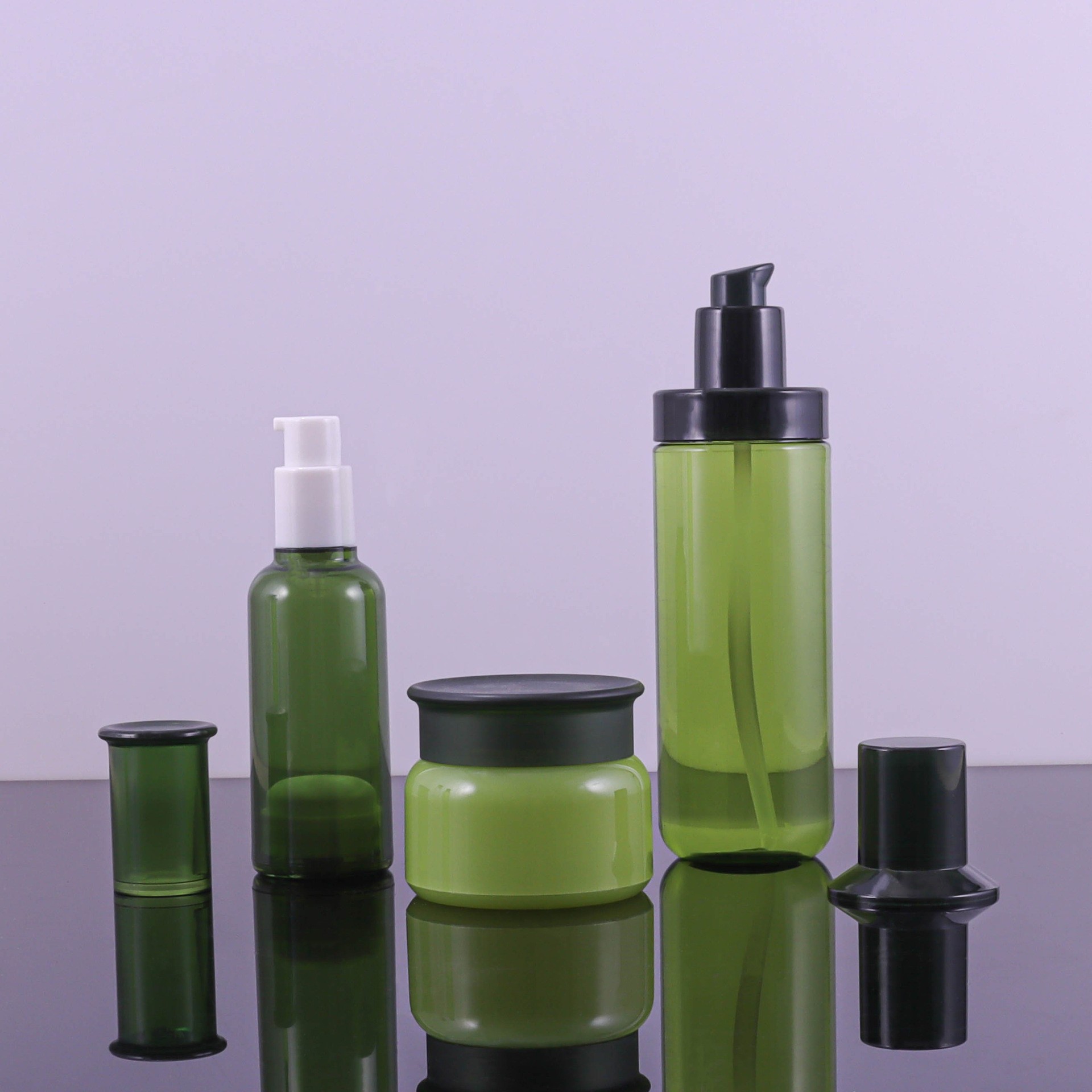 Green Toner, Lotion, And Cream Set, 50g Cream Jar, 50ml Toner And Lotion Jar, 200ml And 300ml Bottles. - Image 2