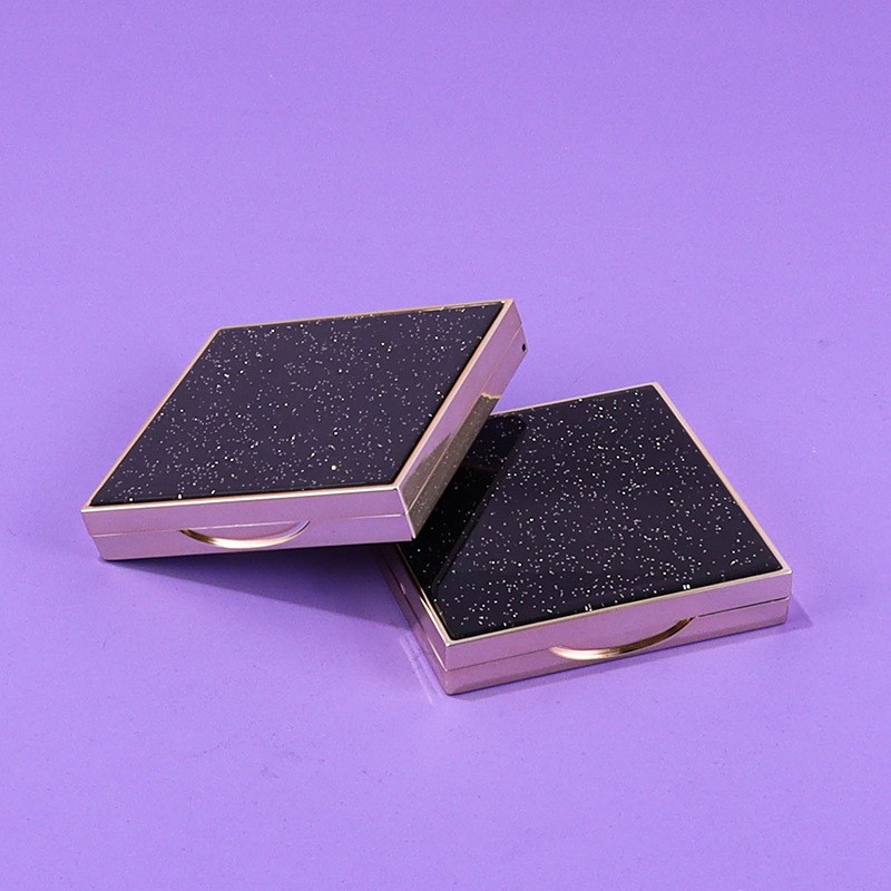 Starry Sky Square Single Color Eyeshadow Compact With Flip-Top and Lens - Image 2