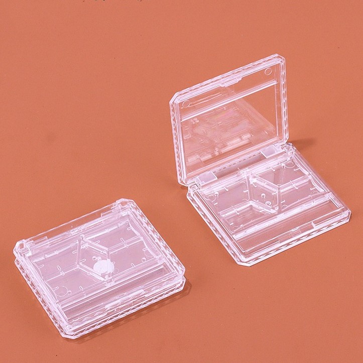 Square Eyeshadow Palette With Five Compartments And Brush Slots