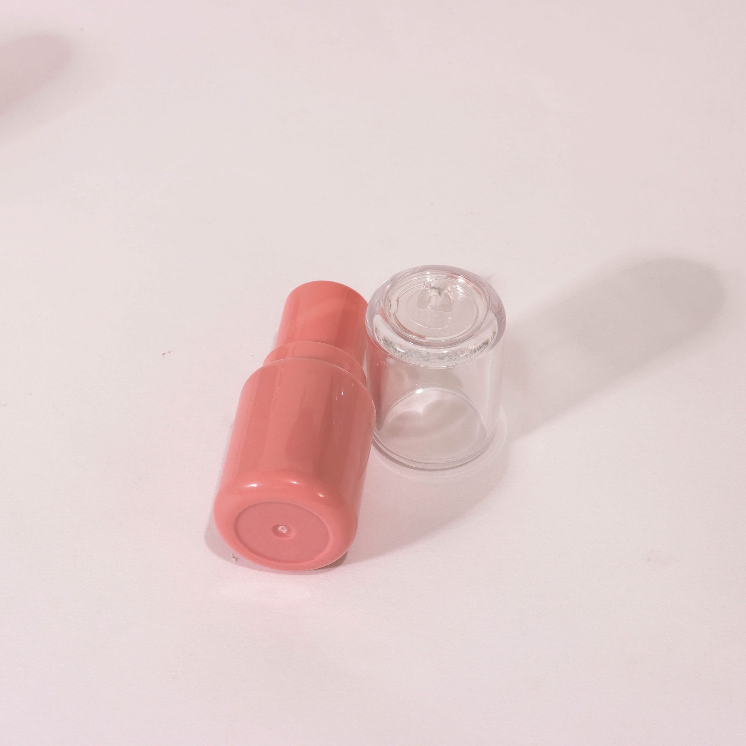 3.5ml Round Transparent Lipstick Tube - Image 3