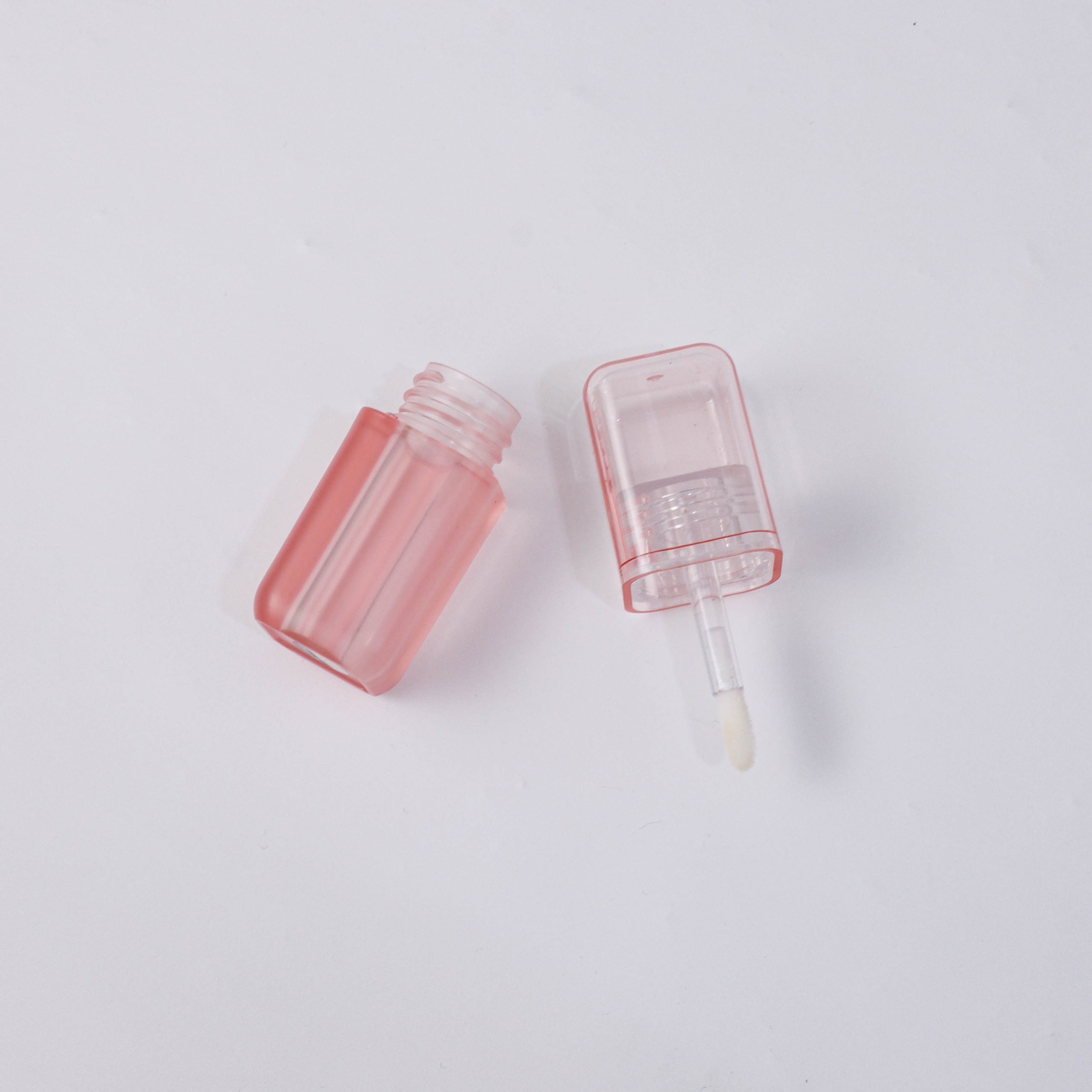 4ml Square Sheer Pink Lip Gloss Tube - Image 3