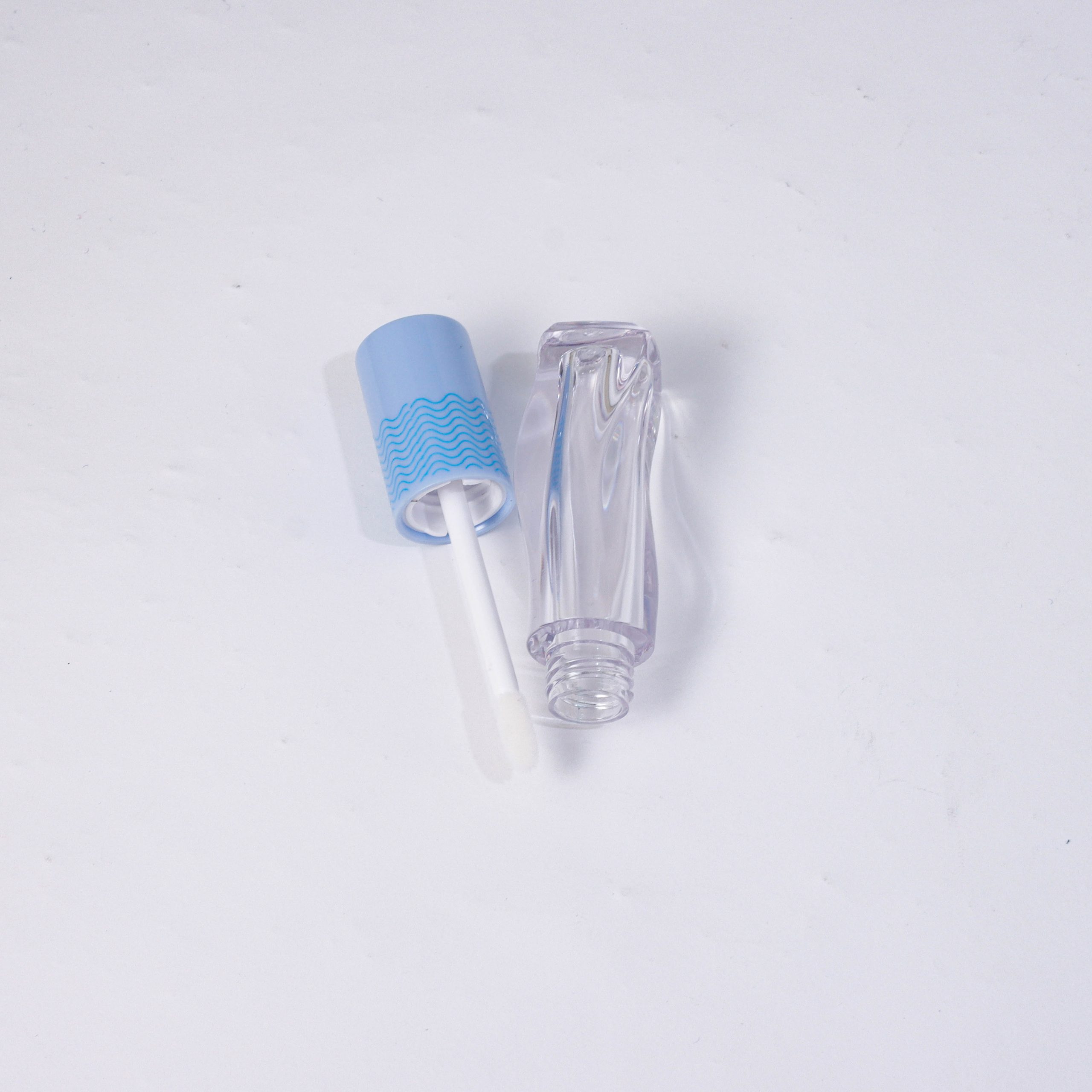 5ml Irregularly Shaped Wavy Lip Gloss Tube - Image 3